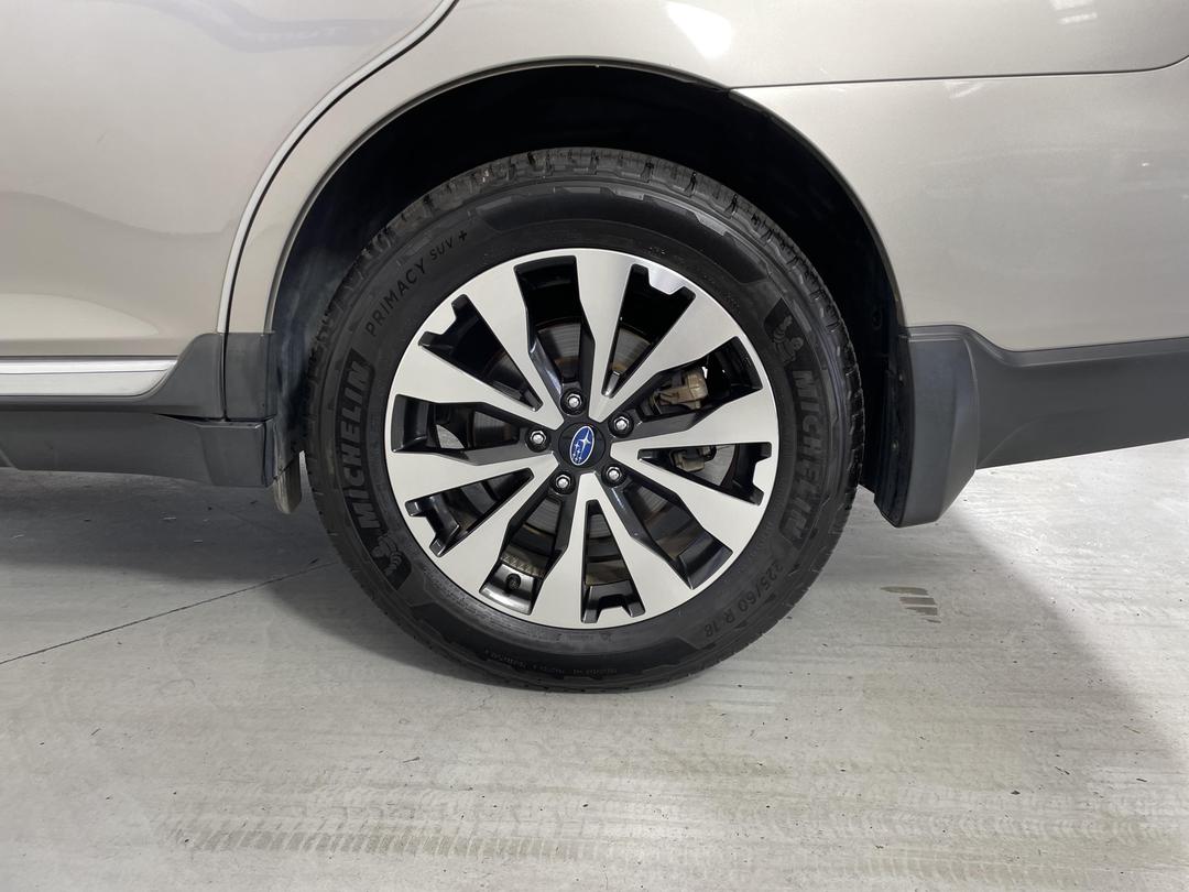 Photo '11' of Subaru Outback