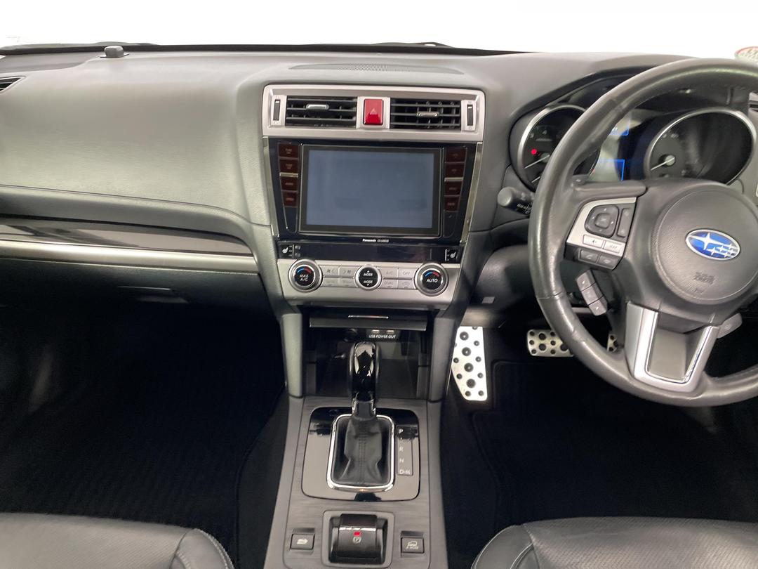 Photo '18' of Subaru Outback