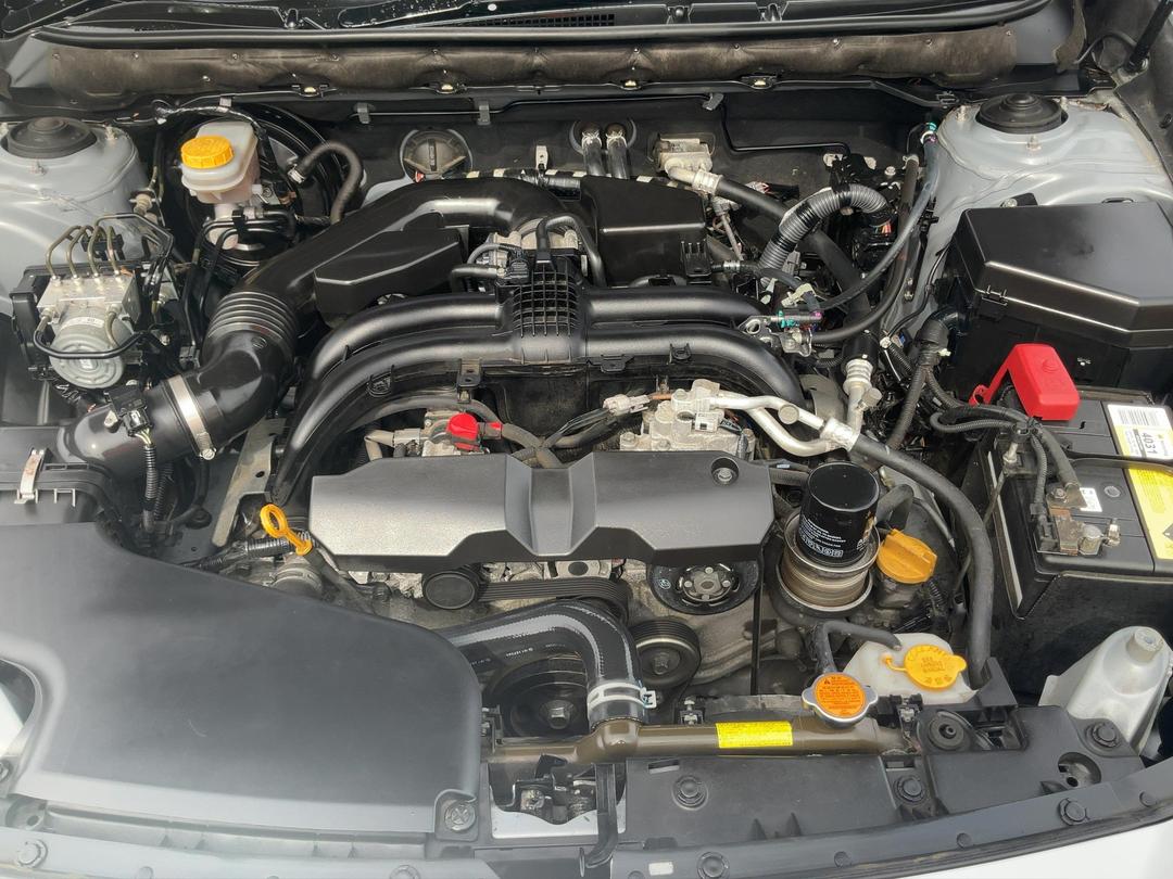 Photo '13' of Subaru Outback