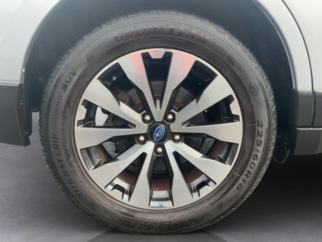 Photo '12' of Subaru Outback