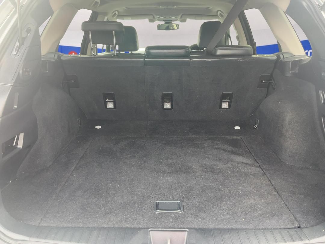 Photo '14' of Subaru Outback