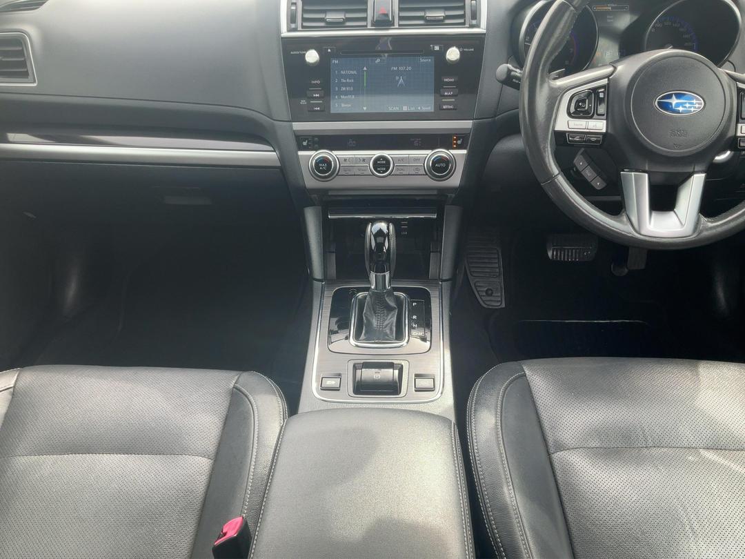 Photo '18' of Subaru Outback
