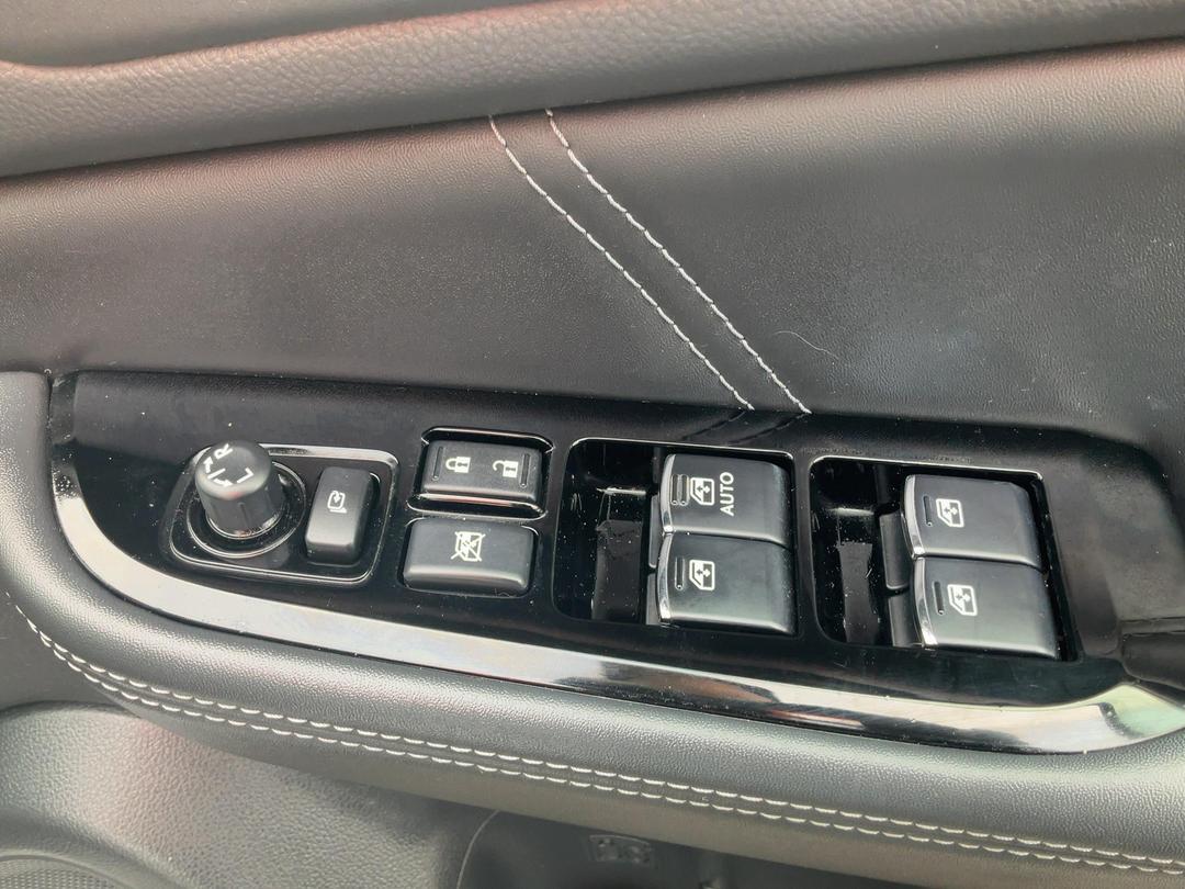 Photo '25' of Subaru Outback