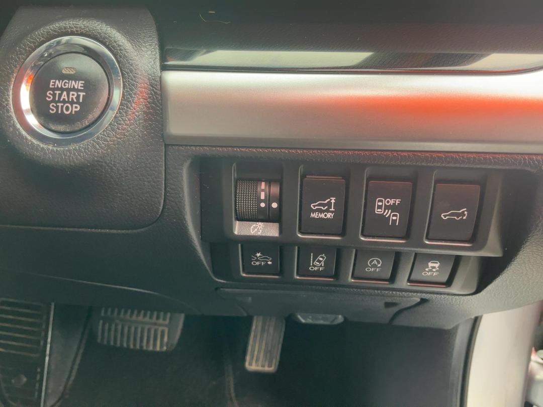 Photo '27' of Subaru Outback