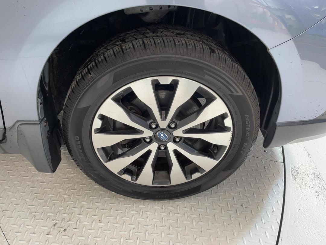 Photo '9' of Subaru Outback
