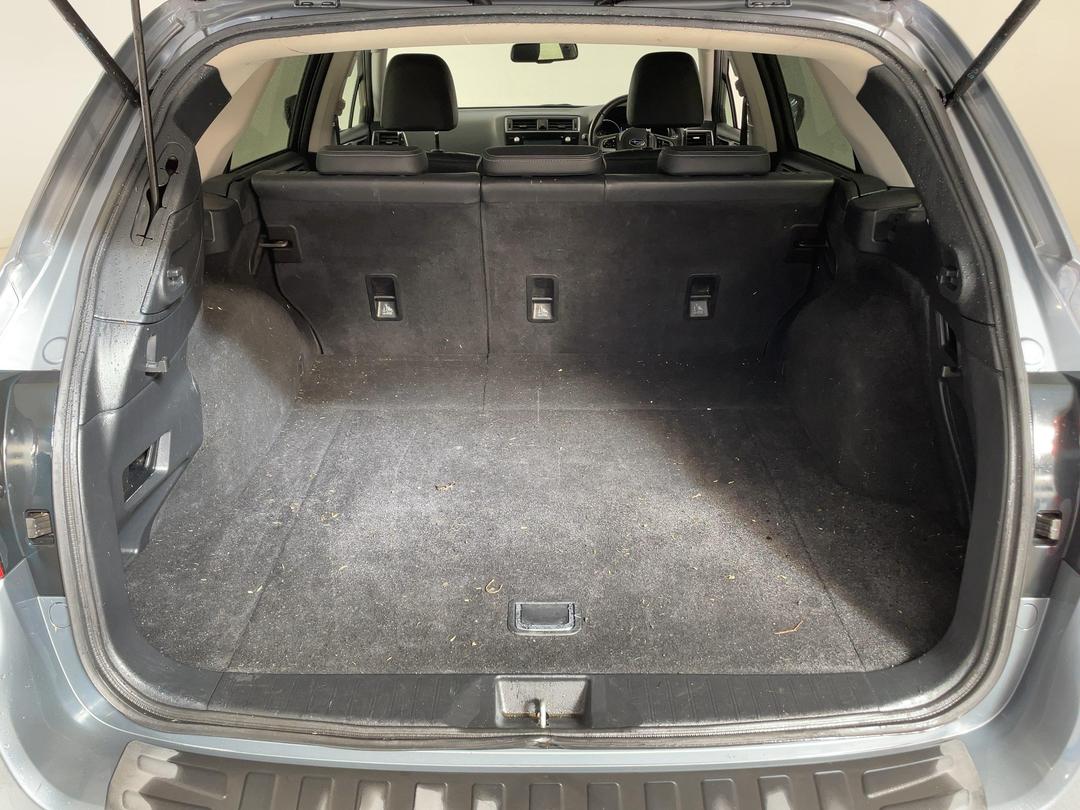 Photo '14' of Subaru Outback