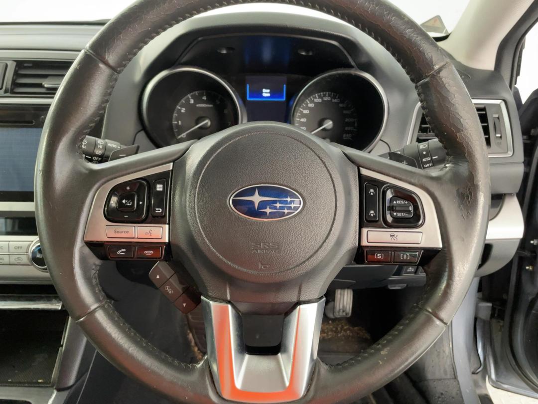 Photo '28' of Subaru Outback