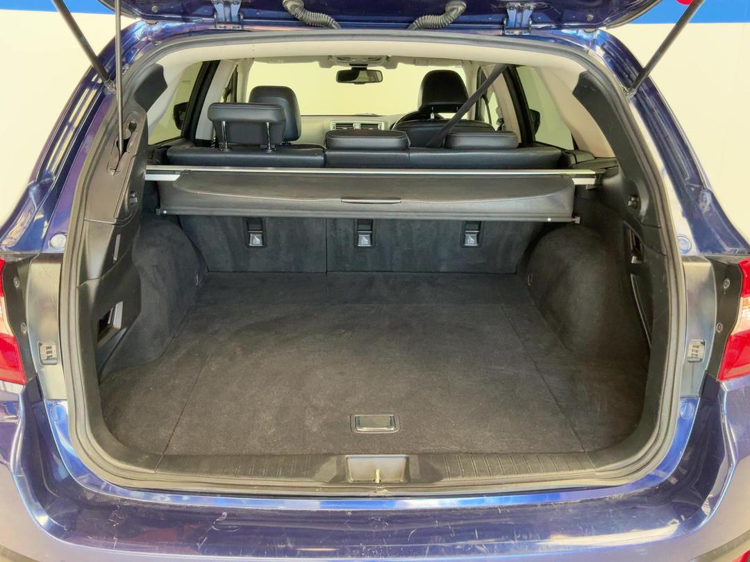 Photo '14' of Subaru Outback