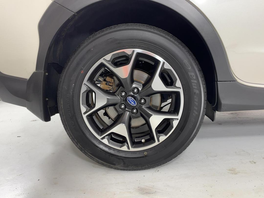 Photo '12' of Subaru XV