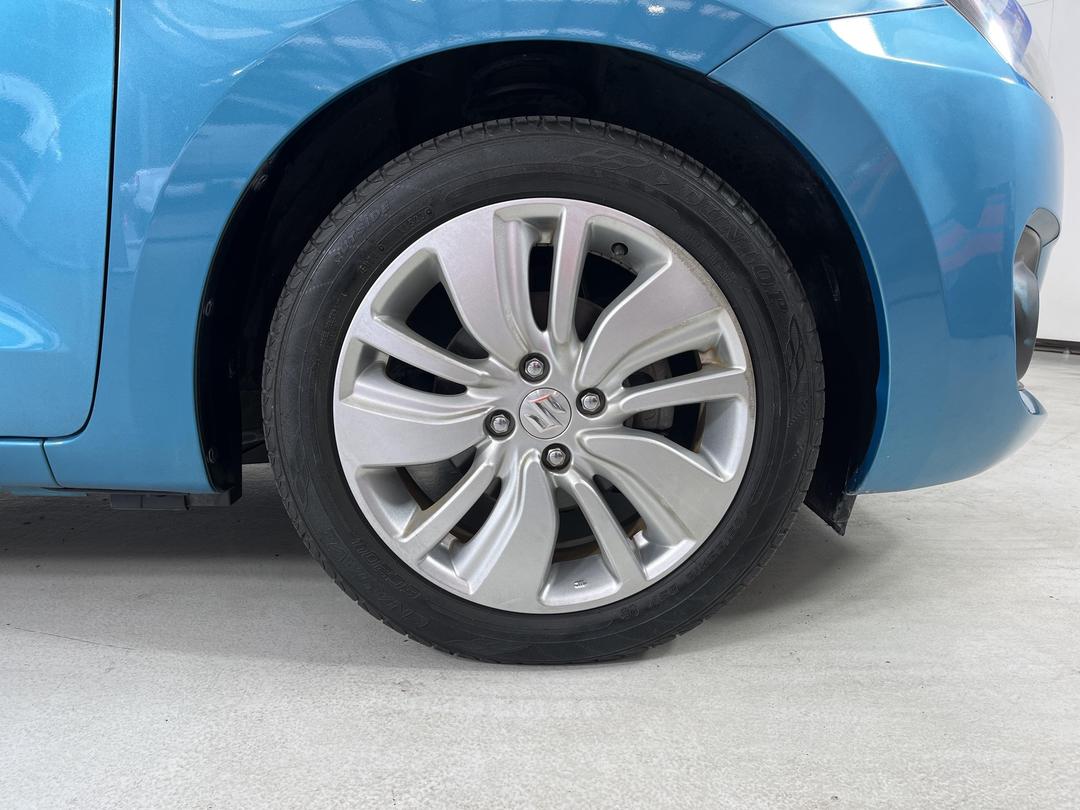 Photo '9' of Suzuki Swift