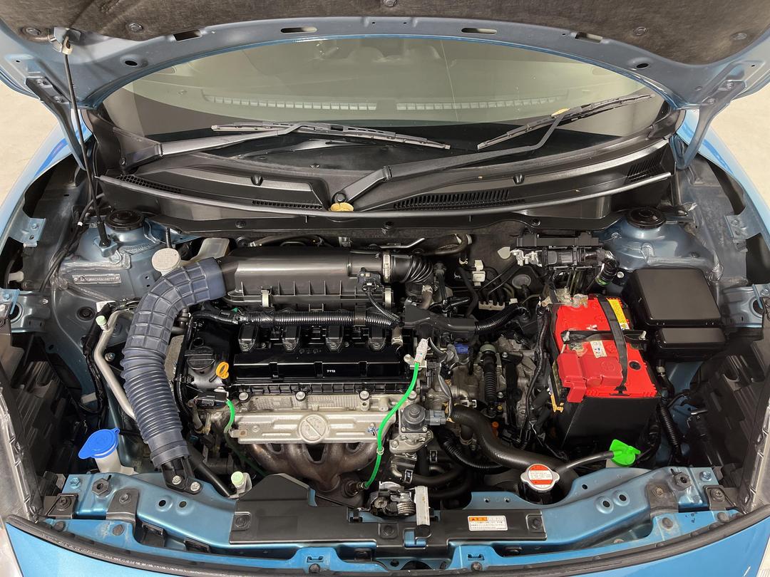 Photo '13' of Suzuki Swift