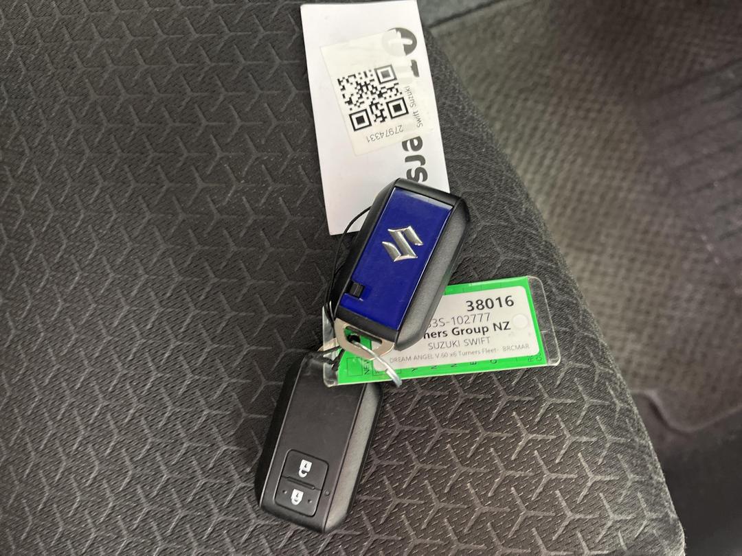 Photo '22' of Suzuki Swift