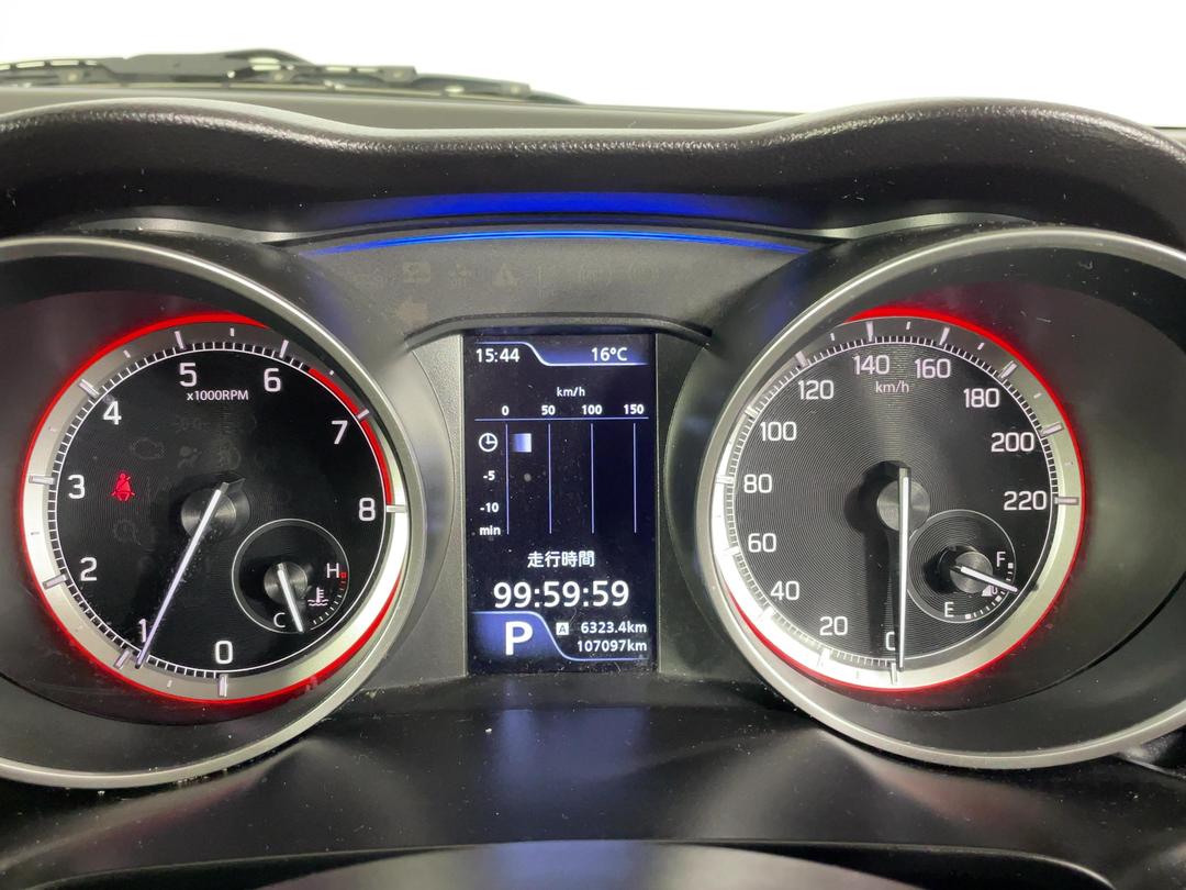 Photo '21' of Suzuki Swift