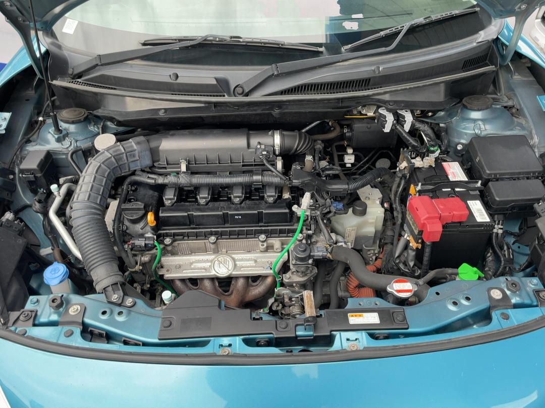 Photo '13' of Suzuki Swift