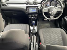 Photo '18' of Suzuki Swift