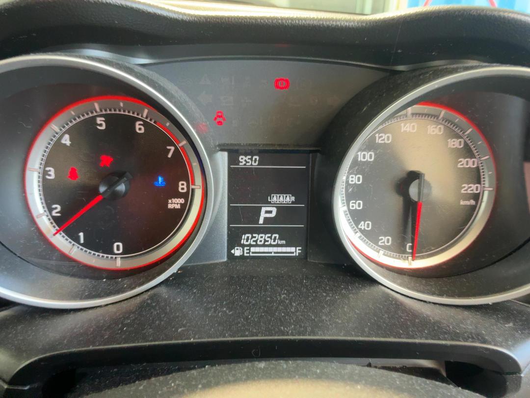 Photo '10' of Suzuki Swift GLC Photo '10' of Suzuki Swift GLC