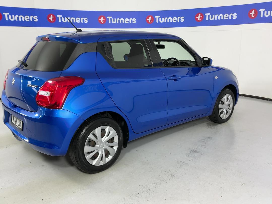 Photo '7' of Suzuki Swift
