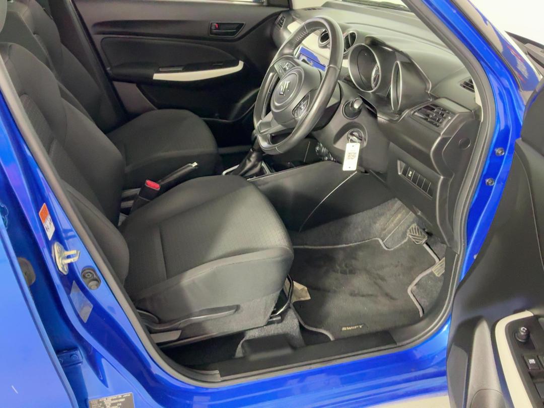 Photo '16' of Suzuki Swift