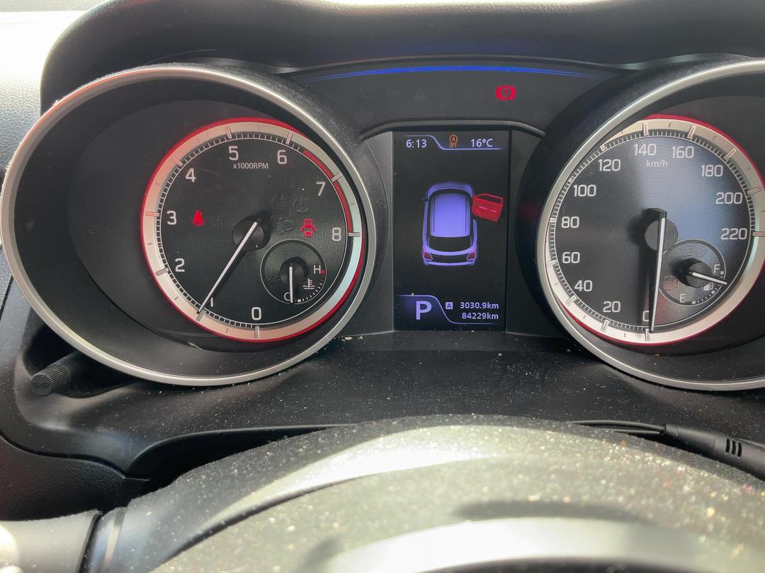Photo '15' of Suzuki Swift Photo '15' of Suzuki Swift