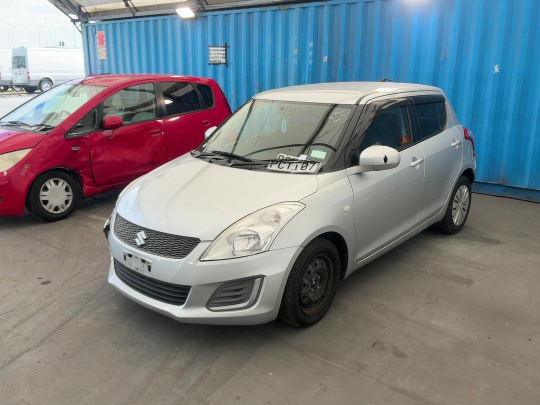 Photo '5' of Suzuki Swift Photo '5' of Suzuki Swift