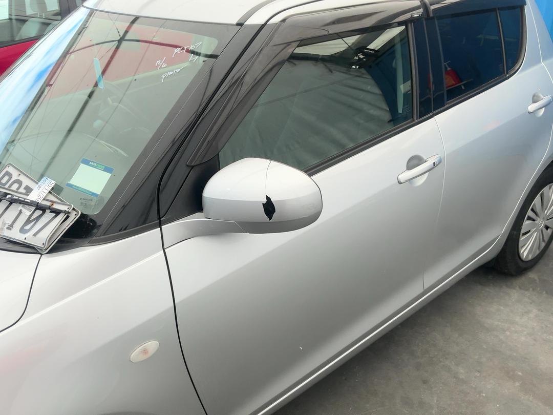 Photo '6' of Suzuki Swift Photo '6' of Suzuki Swift