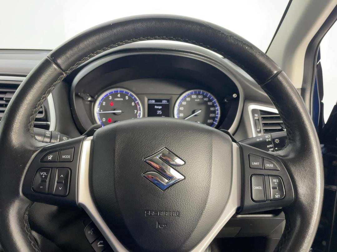 Photo '17' of Suzuki SX4 S-Cross