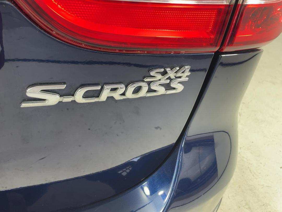 Photo '24' of Suzuki SX4 S-Cross