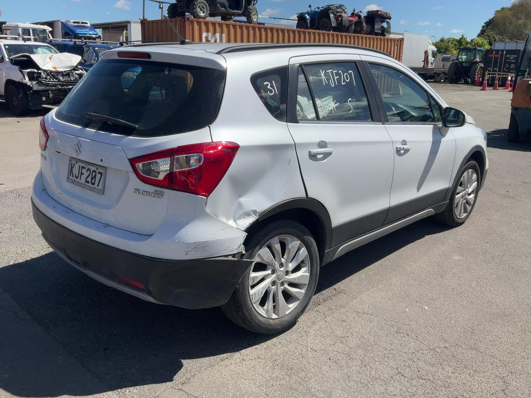 Photo '7' of Suzuki SX4 S-Cross LTD Photo '7' of Suzuki SX4 S-Cross LTD