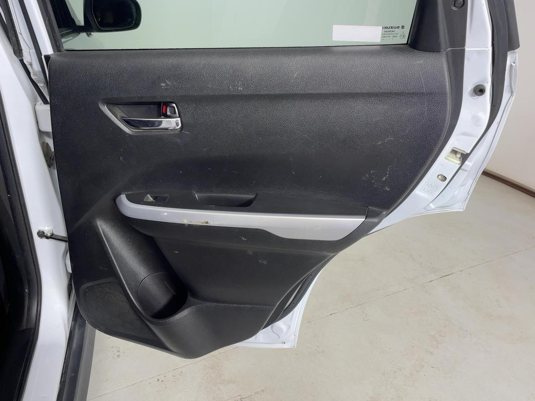 Photo '19' of Suzuki Vitara