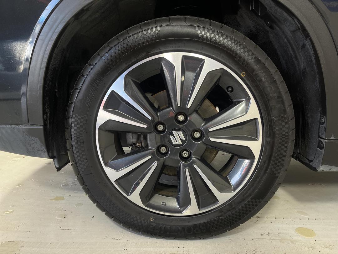 Photo '10' of Suzuki Vitara