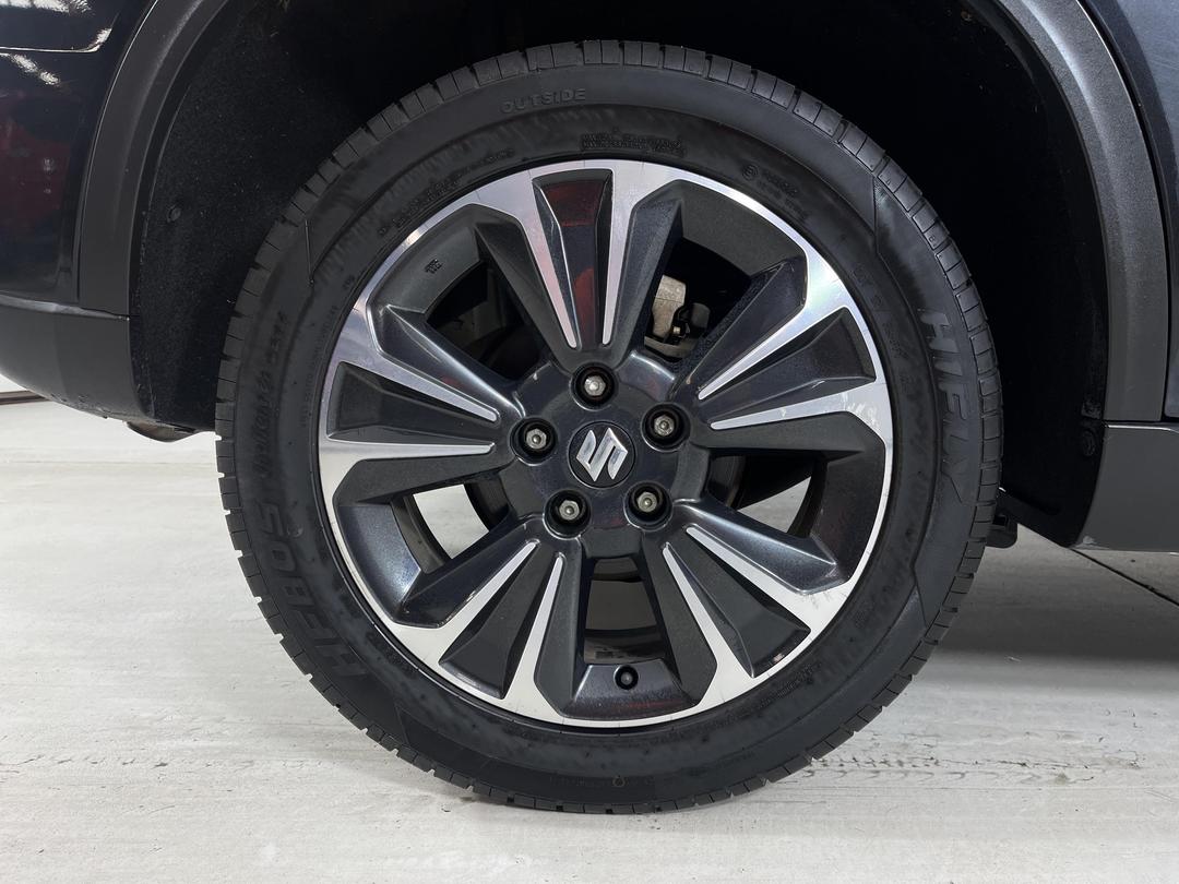 Photo '12' of Suzuki Vitara