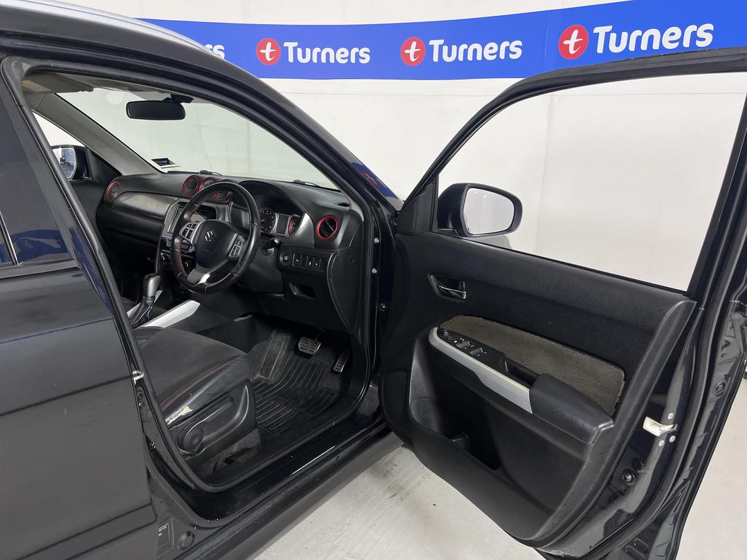 Photo '15' of Suzuki Vitara