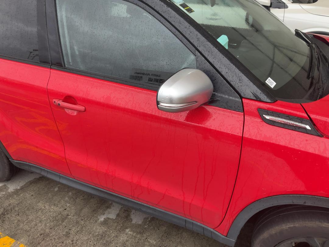 Photo '6' of Suzuki Vitara Turbo