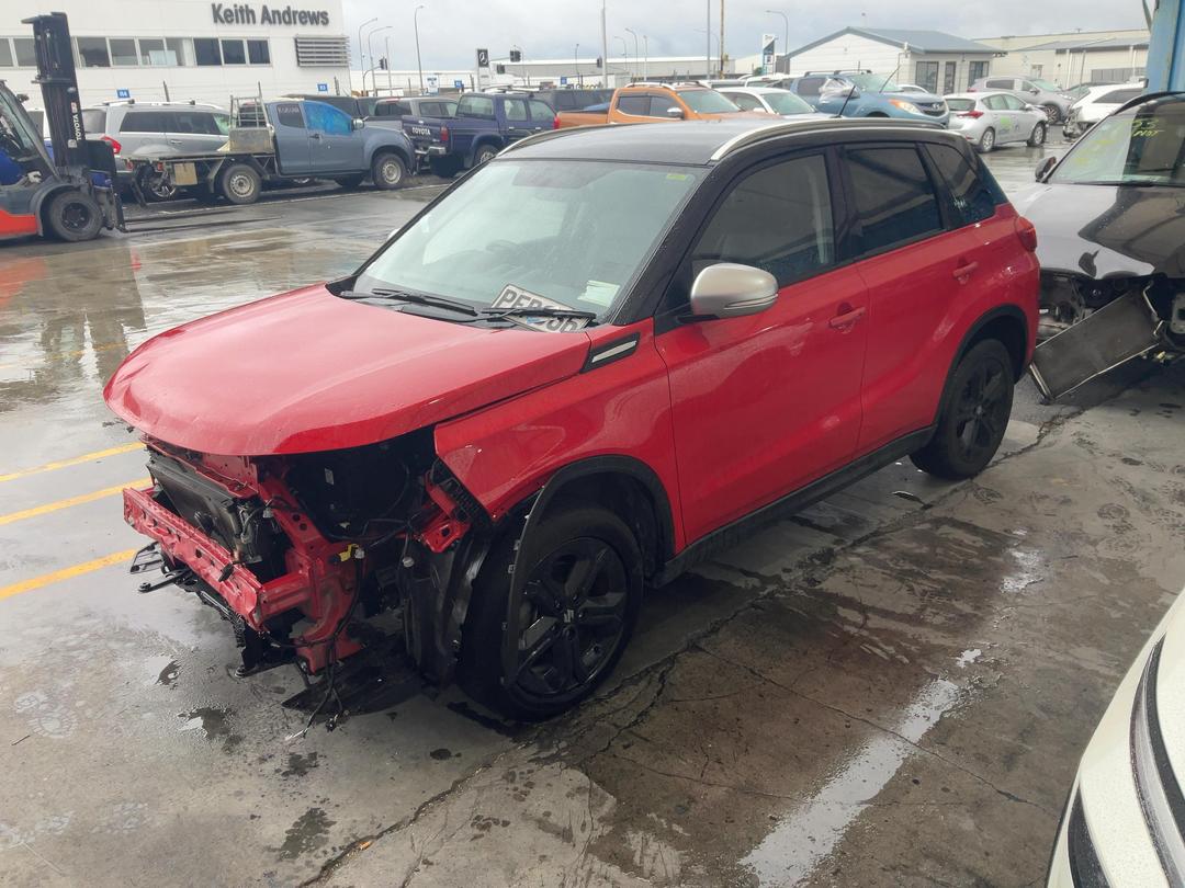 Photo '2' of Suzuki Vitara Turbo