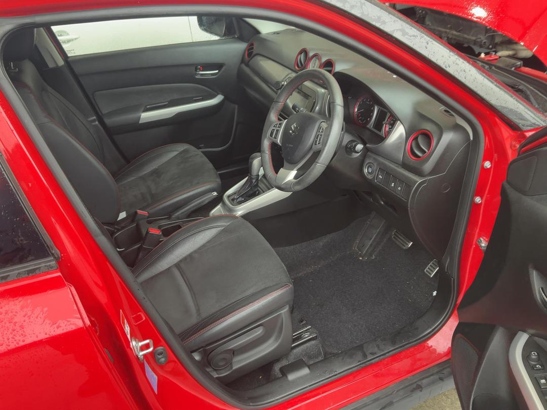 Photo '20' of Suzuki Vitara Turbo