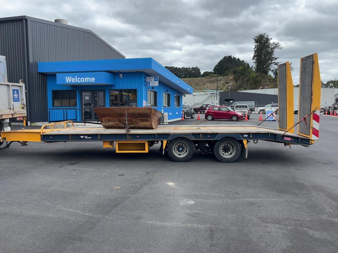Photo '8' of TMC SG 3906 Transporter Trailer