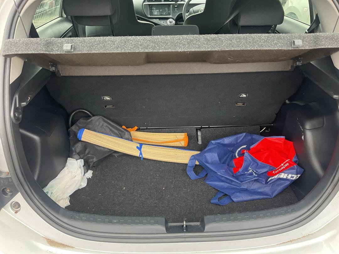 Photo '6' of Toyota Aqua