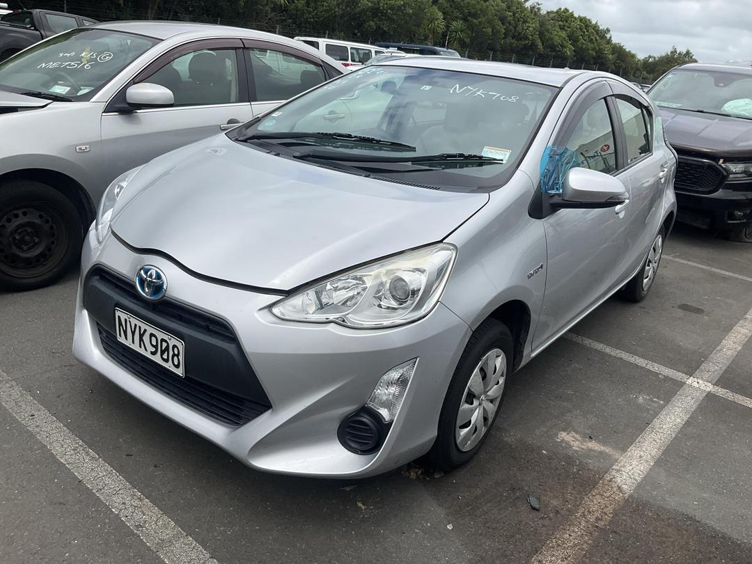 Photo '2' of Toyota Aqua