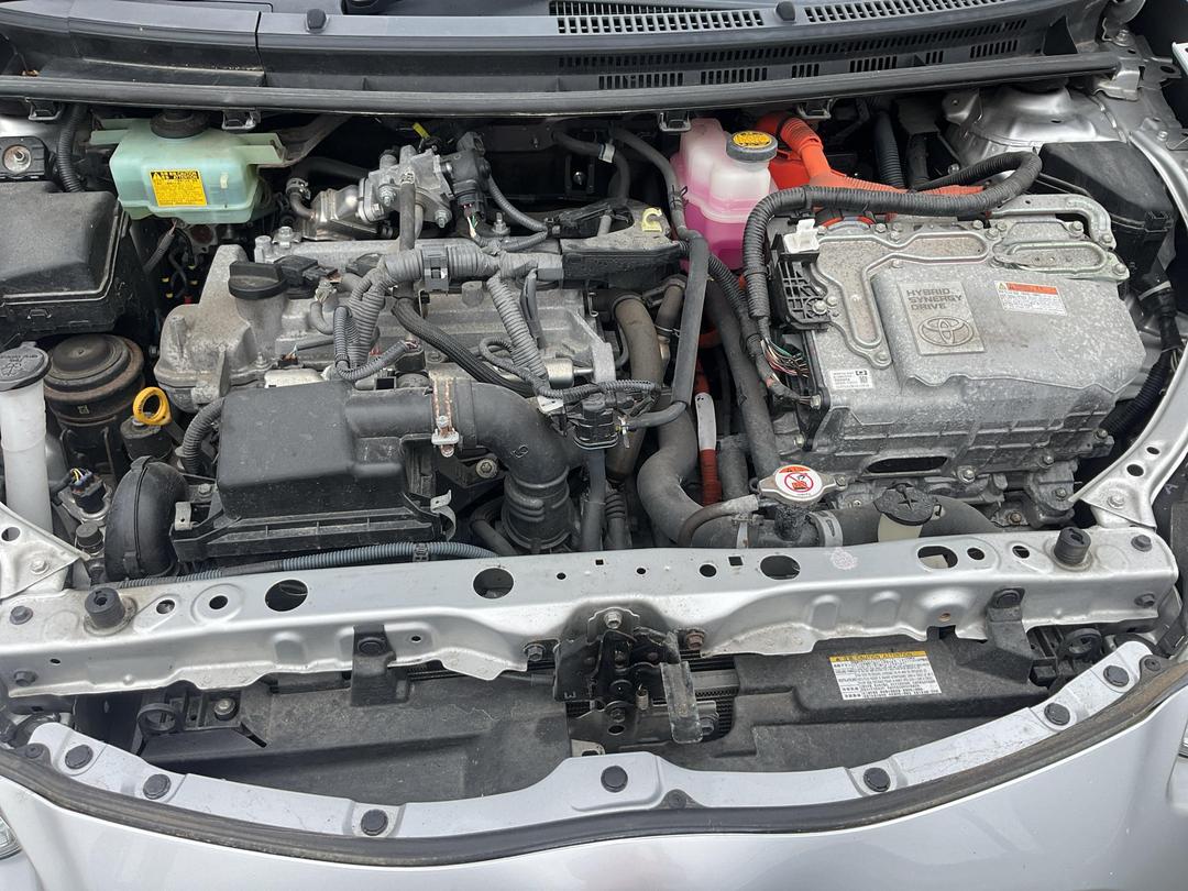 Photo '7' of Toyota Aqua