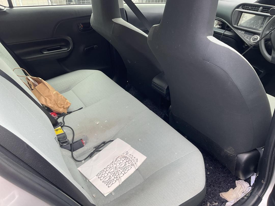 Photo '11' of Toyota Aqua