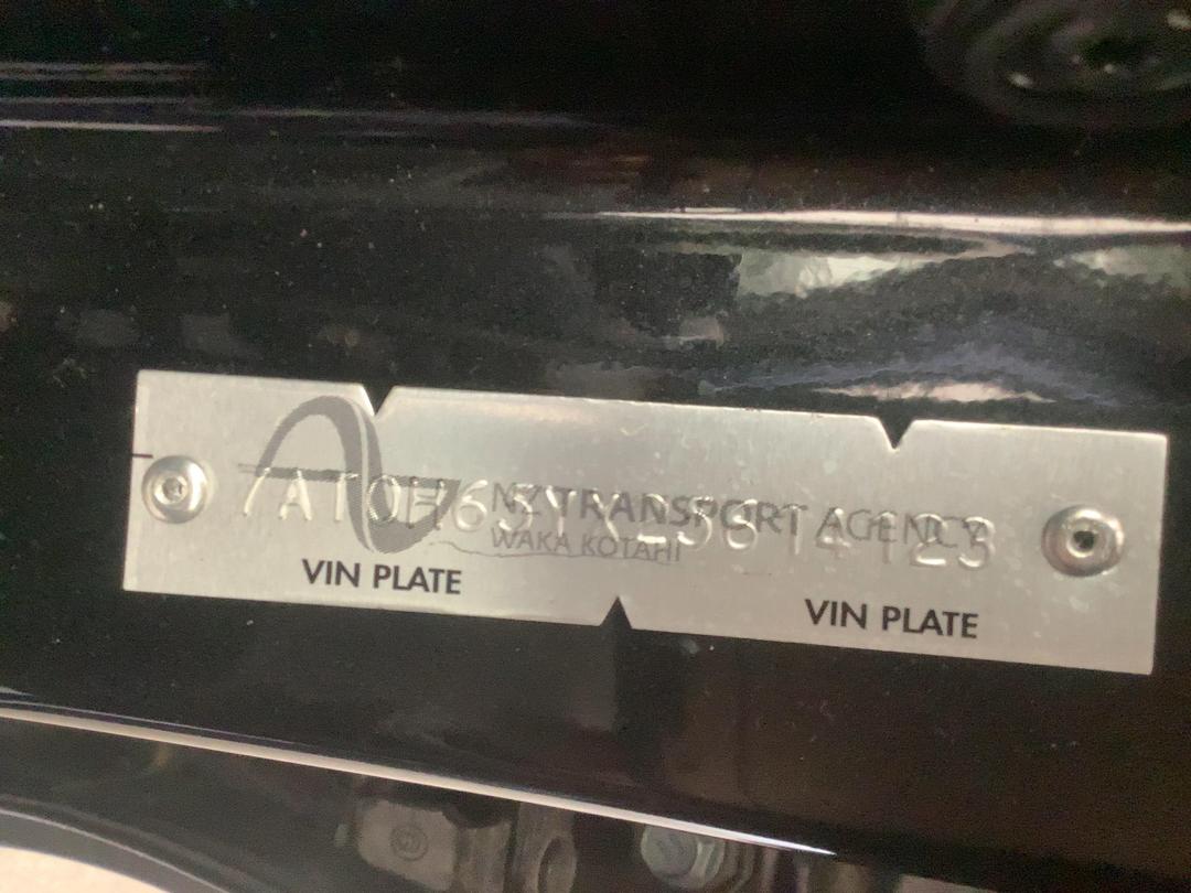 Photo '13' of Toyota Aqua