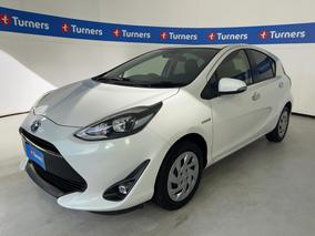 Photo '4' of Toyota Aqua