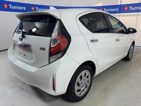 Photo '7' of Toyota Aqua