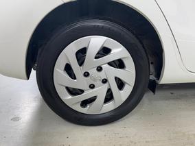 Photo '12' of Toyota Aqua