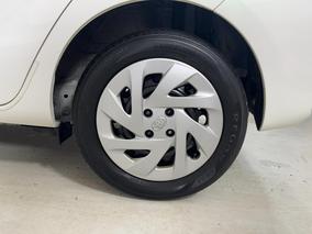 Photo '11' of Toyota Aqua