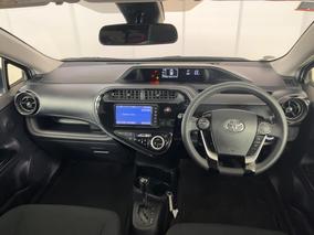 Photo '17' of Toyota Aqua