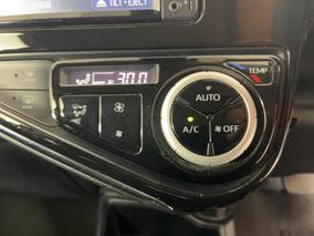 Photo '31' of Toyota Aqua