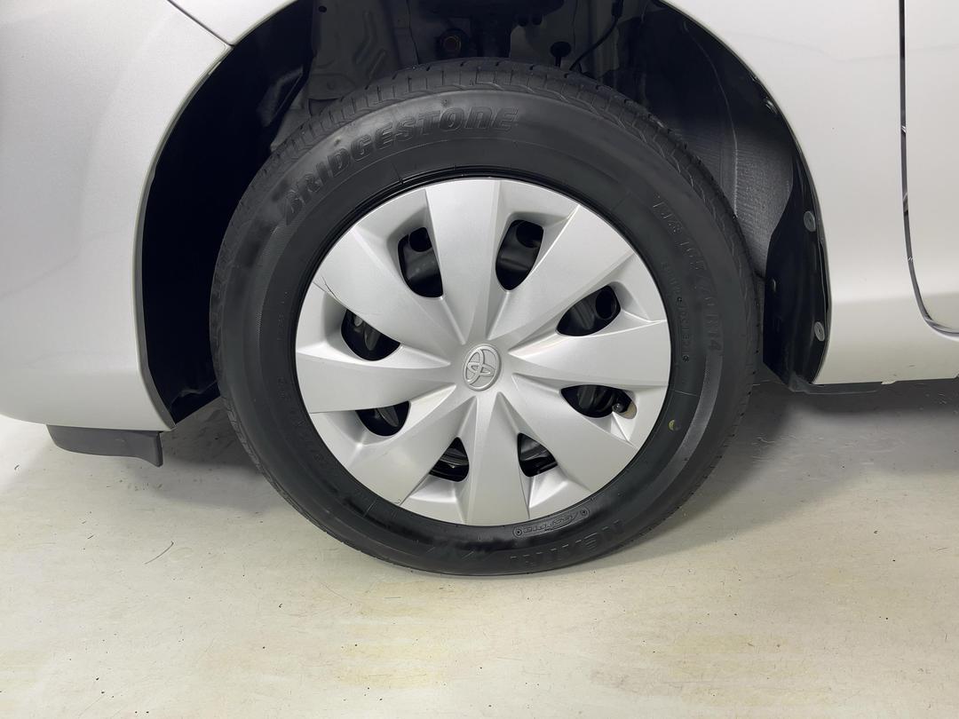 Photo '10' of Toyota Aqua