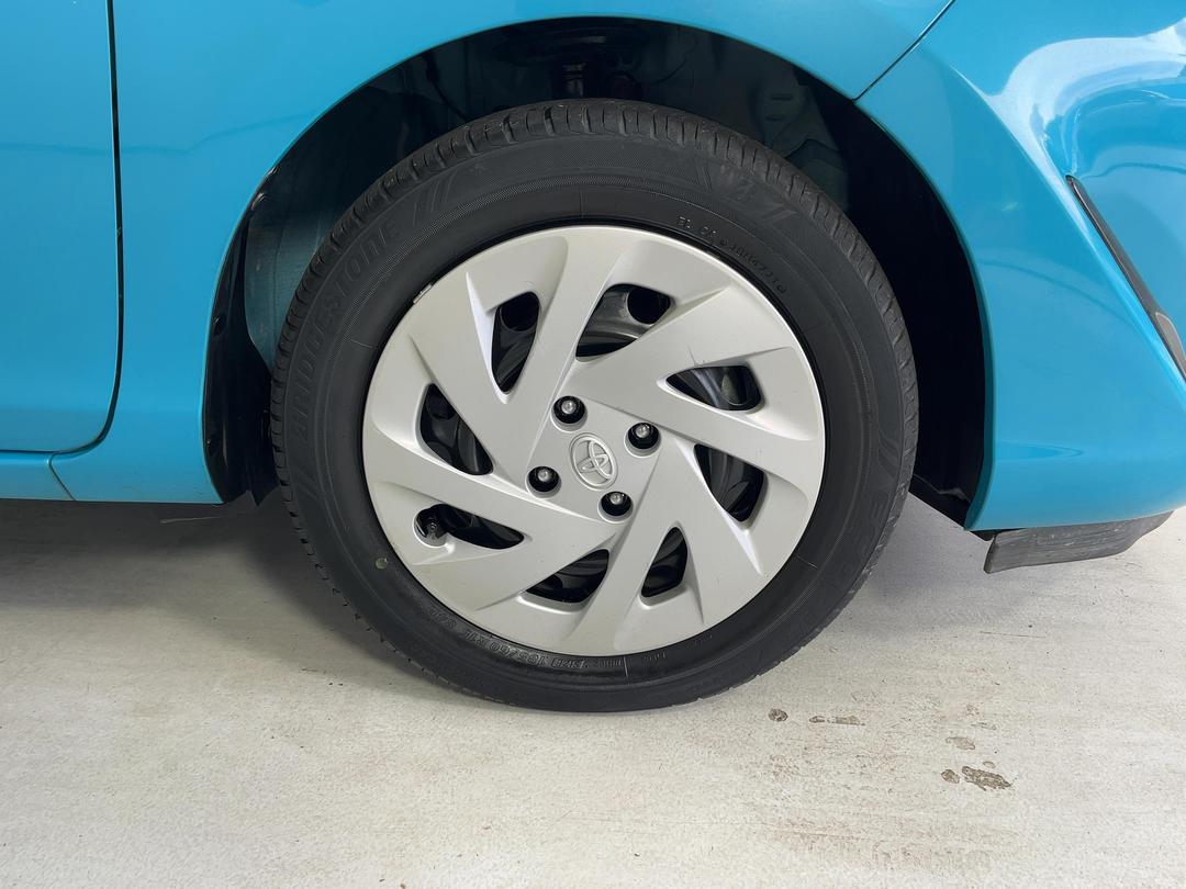 Photo '9' of Toyota Aqua