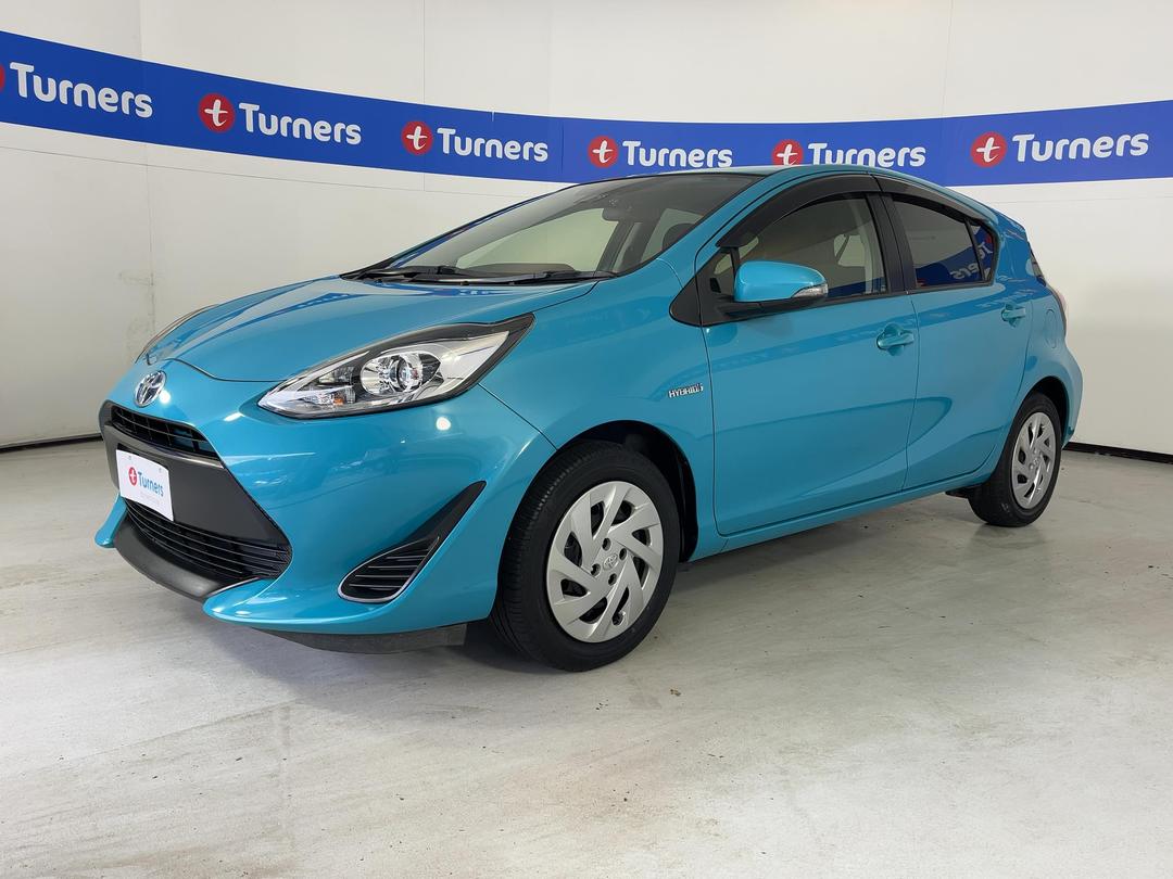 Photo '4' of Toyota Aqua